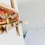 Hotel Roses 2*
