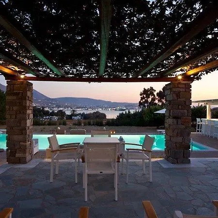 Roses Hotel